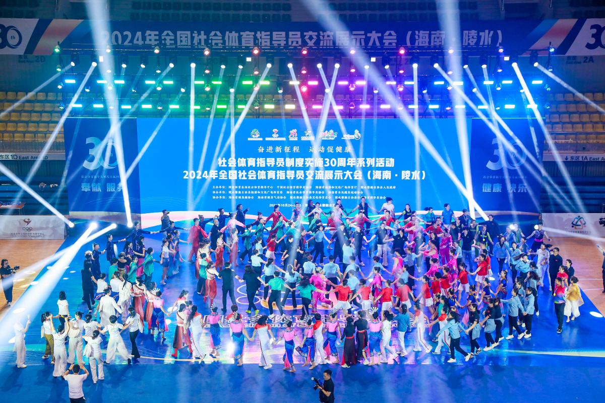 媒体人建言邵佳一：必须年轻化，在场上要争主动权和快节奏